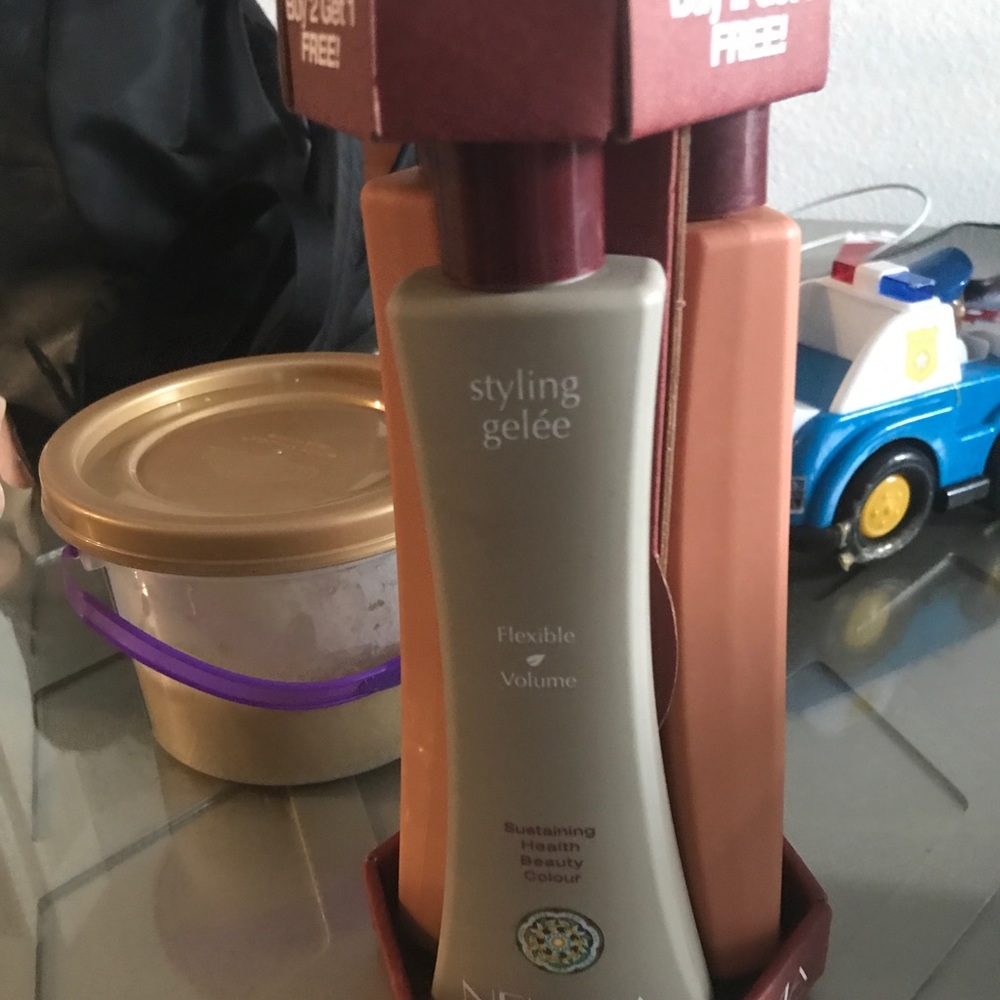 Neuma shampoo, conditioner and styling gel